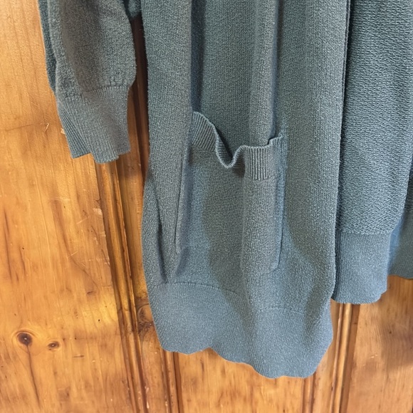 Express Women's Olive Cardigan Sweater - Open front - Two pockets - Size XS - Picture 3 of 6